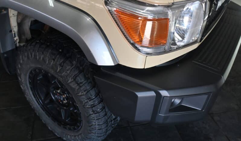 TOYOTA LAND CRUISER 79 4.2D P/U D/C full
