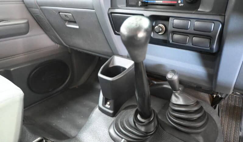 TOYOTA LAND CRUISER 79 4.2D P/U D/C full