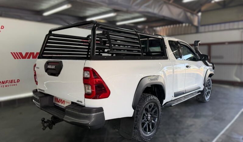 TOYOTA HILUX 2.8GD-6 RB LEGEND 4X4 E/C full