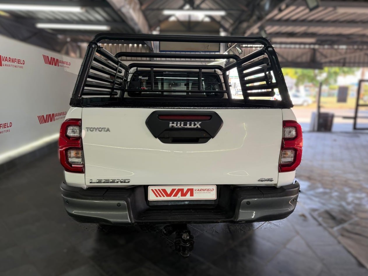 TOYOTA COROLLA CROSS 1.8 XS