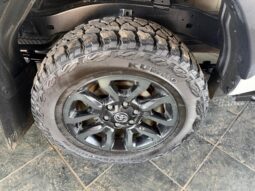 TOYOTA HILUX 2.8GD-6 RB LEGEND 4X4 E/C full