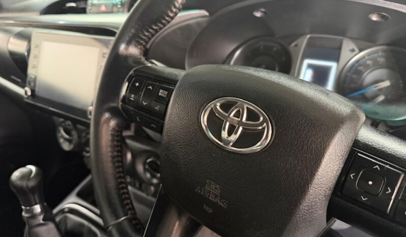 TOYOTA HILUX 2.8GD-6 RB LEGEND 4X4 E/C full